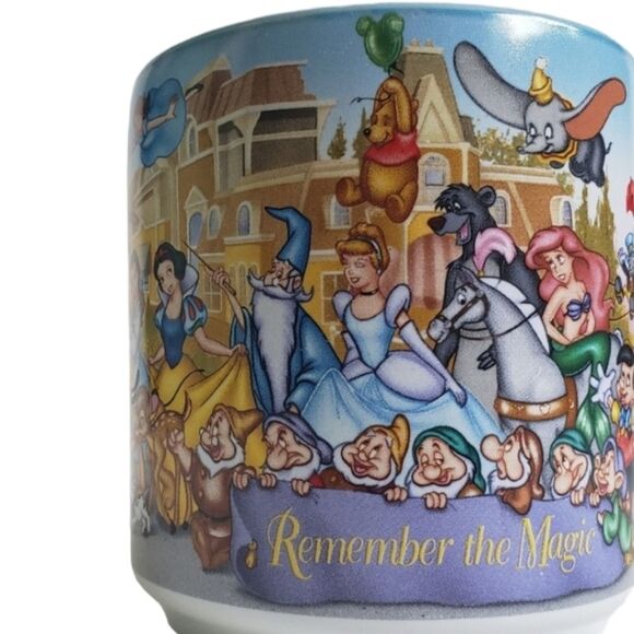 VINTAGE 'Remember the Magic' 1996 Disney Mug - Picture 5 of 8